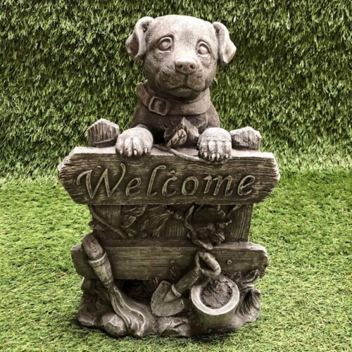 Labrador Dog Welcome Sign